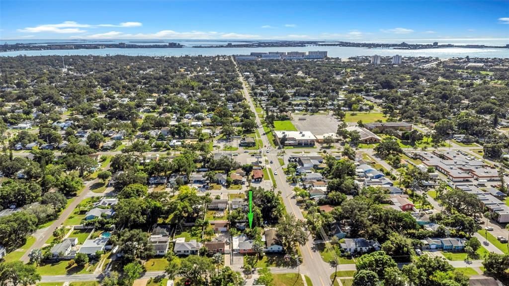 For Sale: $349,900 (2 beds, 1 baths, 1078 Square Feet)