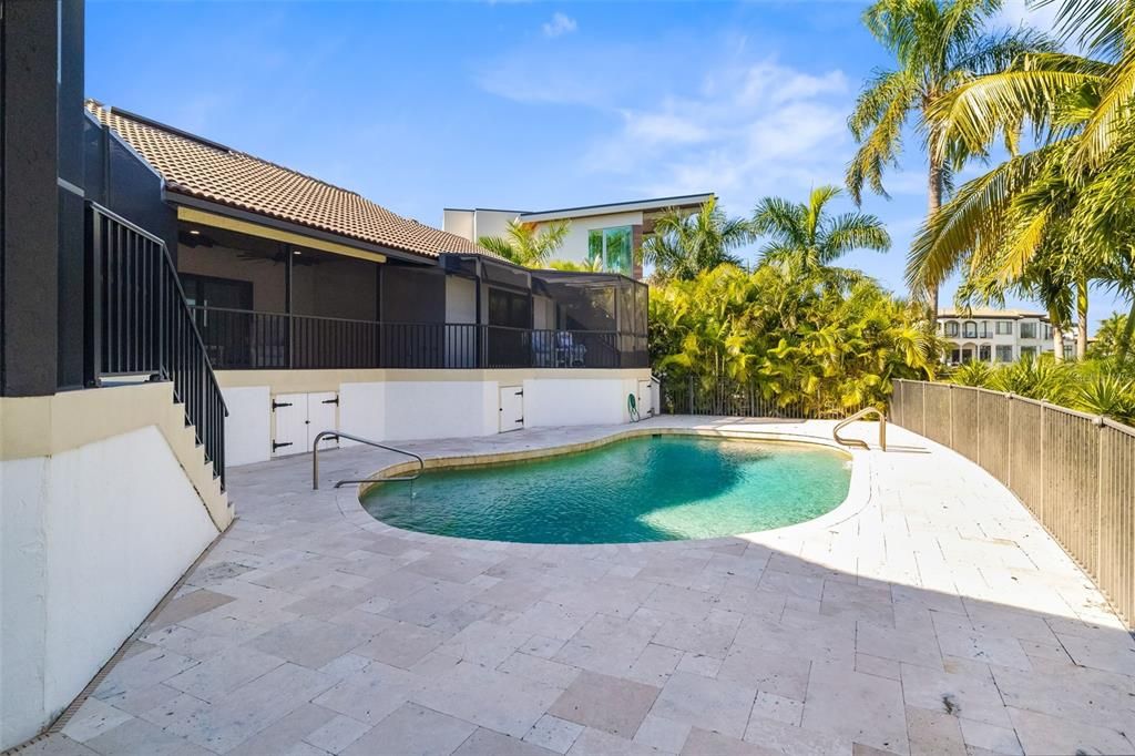 For Sale: $8,700,000 (3 beds, 3 baths, 3485 Square Feet)