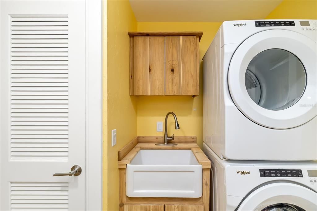 For Sale: $8,700,000 (3 beds, 3 baths, 3485 Square Feet)