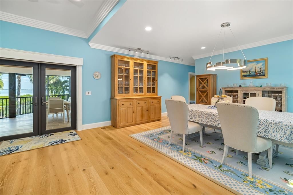 For Sale: $8,700,000 (3 beds, 3 baths, 3485 Square Feet)