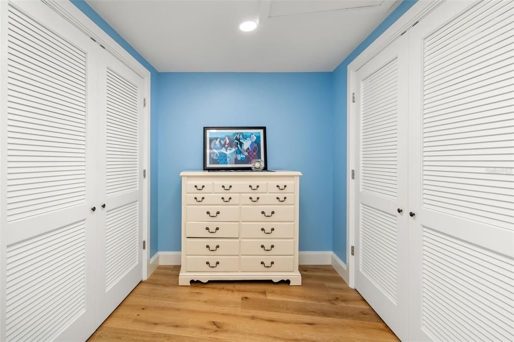 For Sale: $8,700,000 (3 beds, 3 baths, 3485 Square Feet)