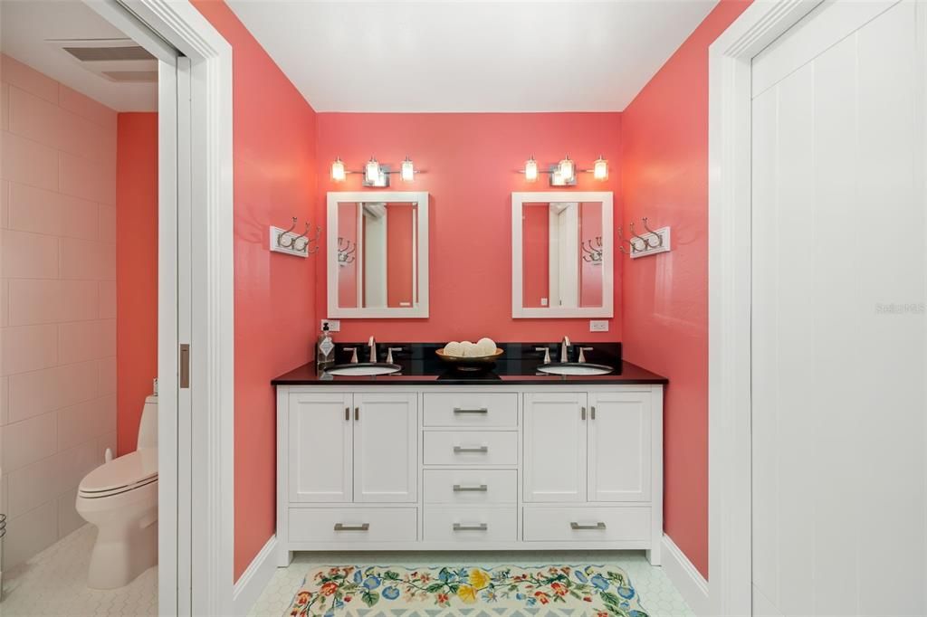 For Sale: $8,700,000 (3 beds, 3 baths, 3485 Square Feet)