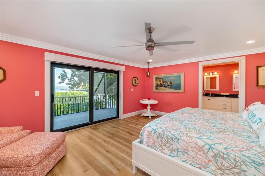 For Sale: $8,700,000 (3 beds, 3 baths, 3485 Square Feet)