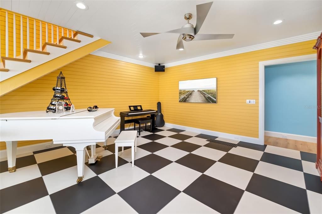 For Sale: $8,700,000 (3 beds, 3 baths, 3485 Square Feet)