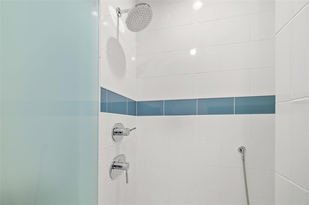 For Sale: $8,700,000 (3 beds, 3 baths, 3485 Square Feet)