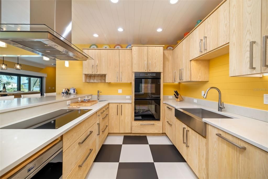 For Sale: $8,700,000 (3 beds, 3 baths, 3485 Square Feet)