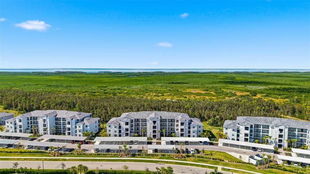 En Venta: $239,000 (2 camas, 2 baños, 1123 Pies cuadrados)