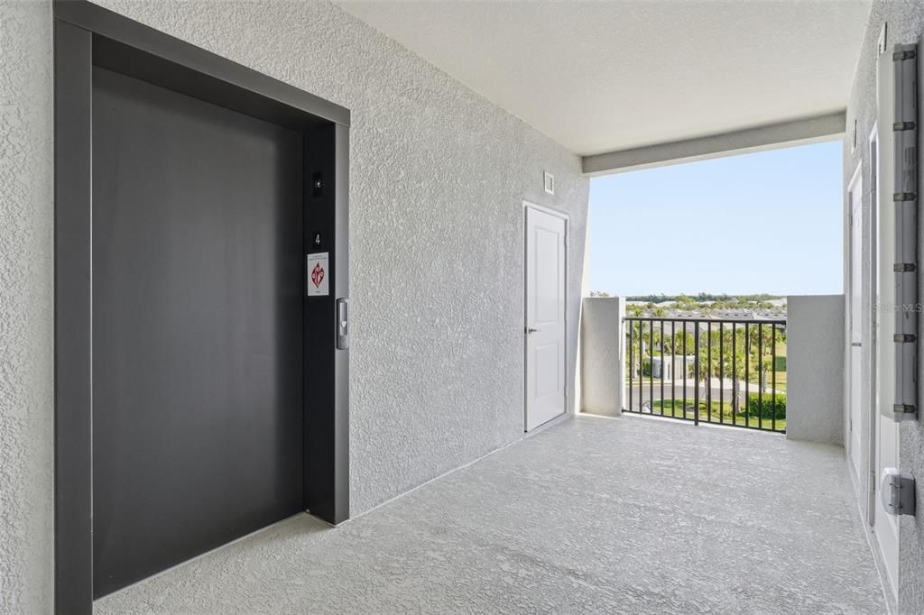 En Venta: $239,000 (2 camas, 2 baños, 1123 Pies cuadrados)