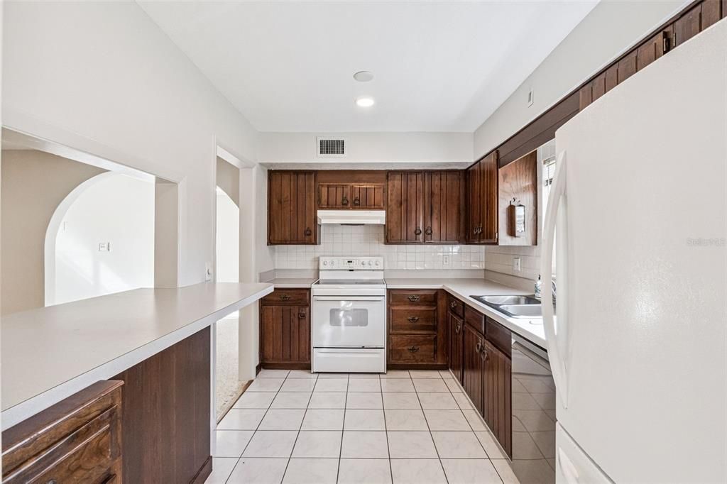 待售: $439,000 (3 贝兹, 2 浴室, 1936 平方英尺)