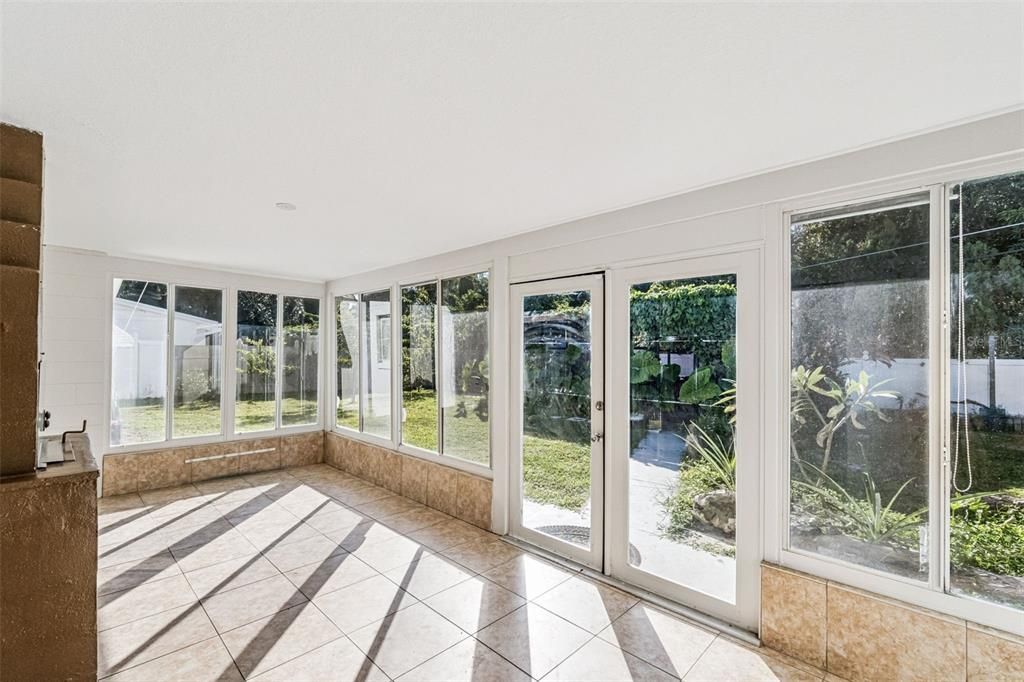 待售: $439,000 (3 贝兹, 2 浴室, 1936 平方英尺)