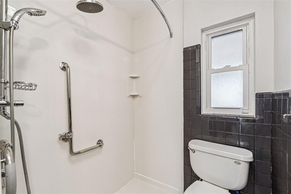 待售: $439,000 (3 贝兹, 2 浴室, 1936 平方英尺)