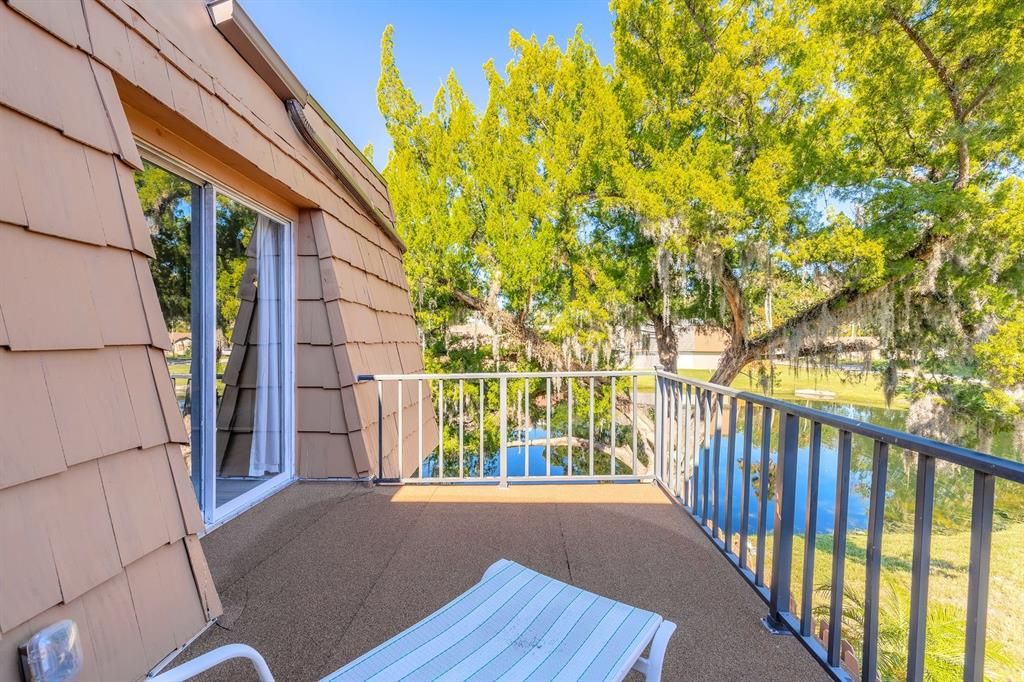 待售: $209,000 (2 贝兹, 2 浴室, 1400 平方英尺)