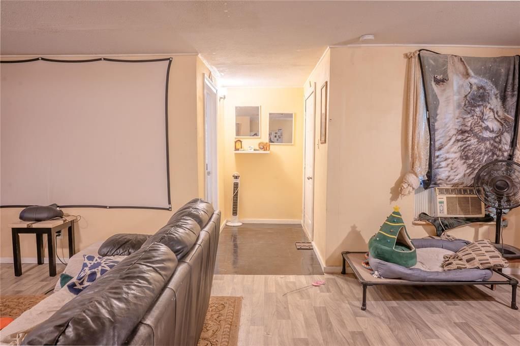 For Sale: $138,000 (2 beds, 2 baths, 1518 Square Feet)
