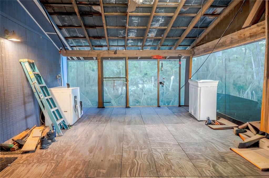 For Sale: $138,000 (2 beds, 2 baths, 1518 Square Feet)