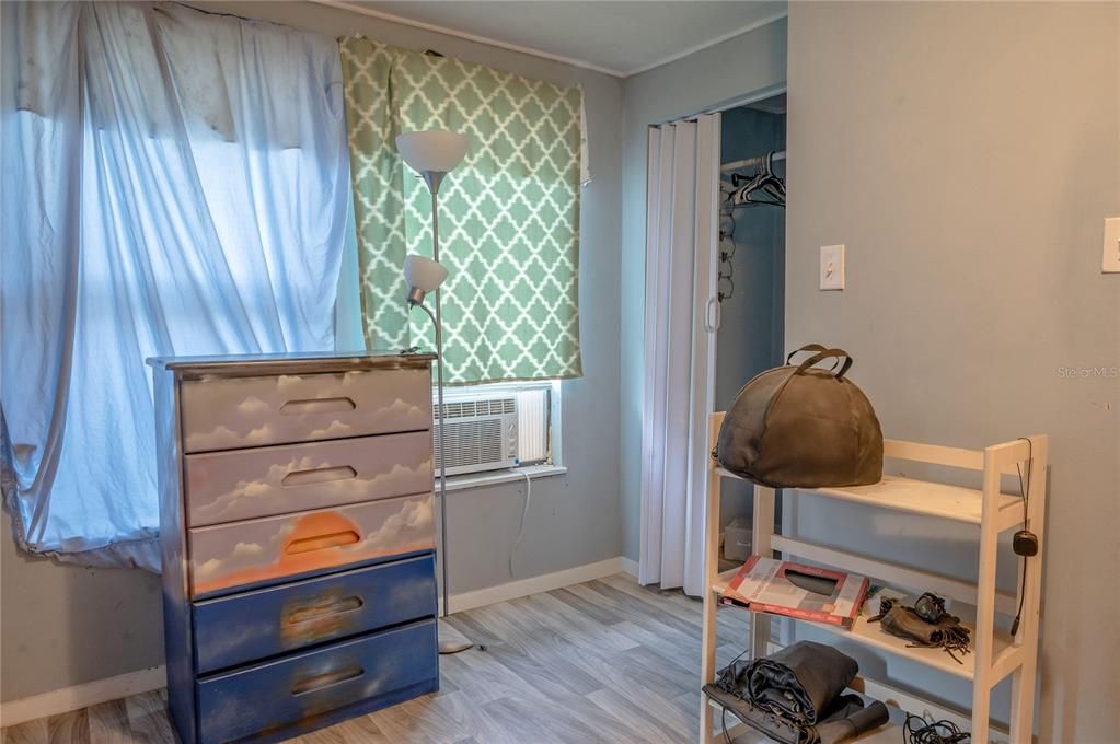 For Sale: $138,000 (2 beds, 2 baths, 1518 Square Feet)