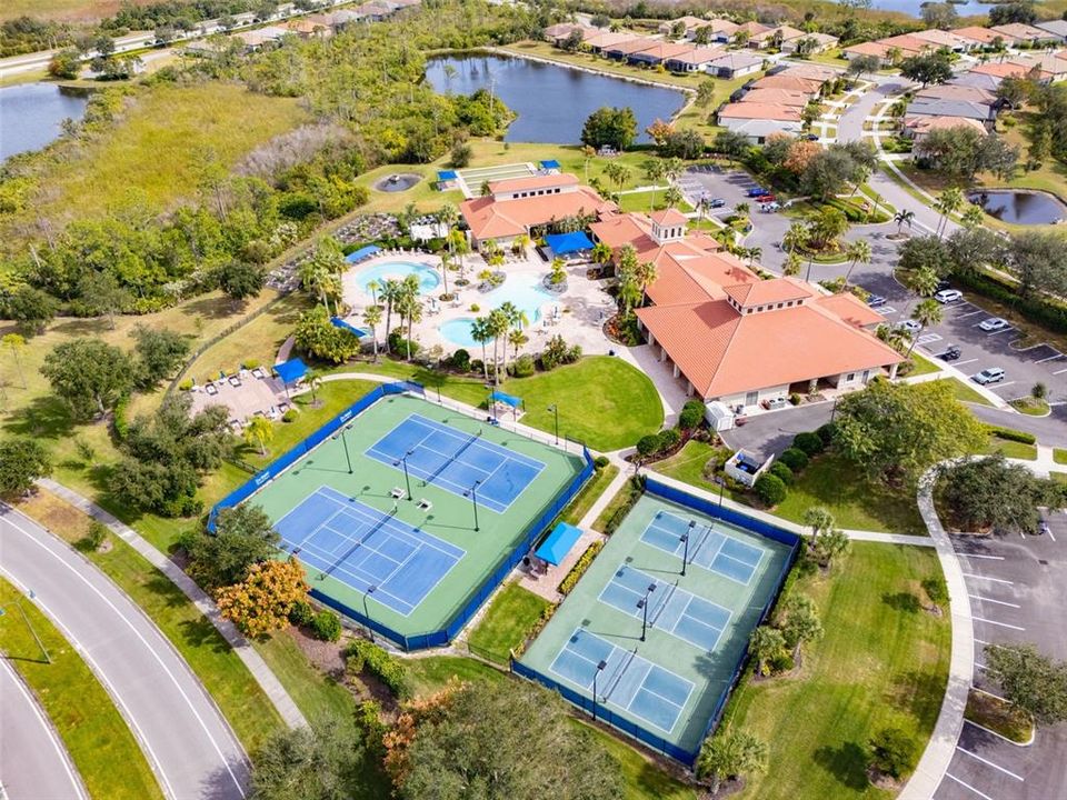 En Venta: $280,000 (2 camas, 2 baños, 1582 Pies cuadrados)