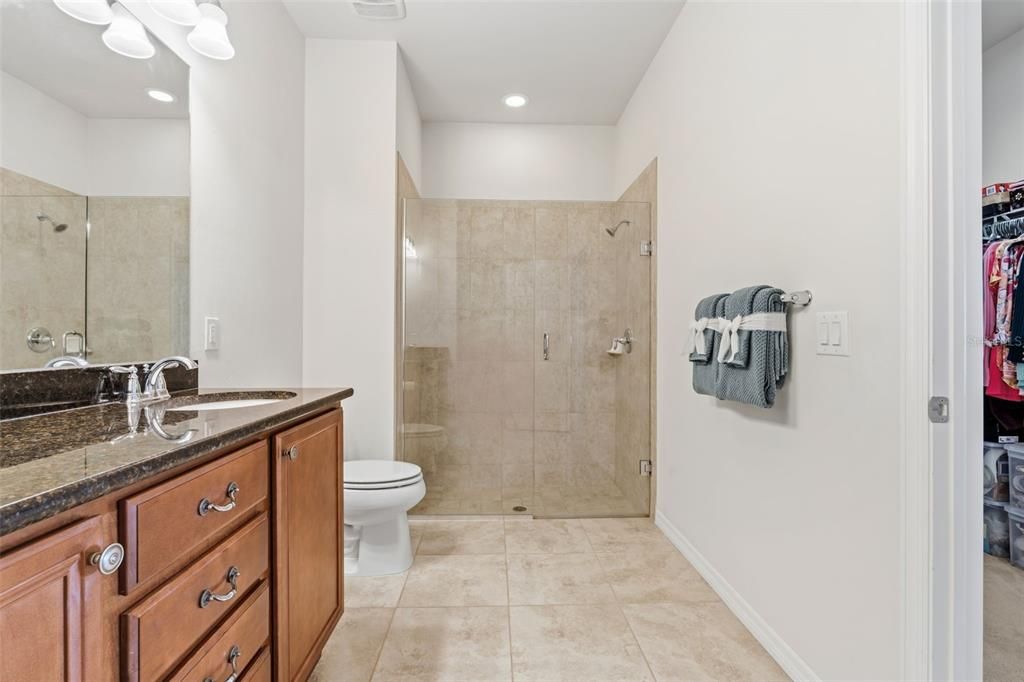 En Venta: $280,000 (2 camas, 2 baños, 1582 Pies cuadrados)