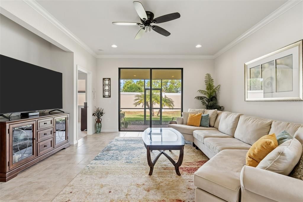 En Venta: $280,000 (2 camas, 2 baños, 1582 Pies cuadrados)