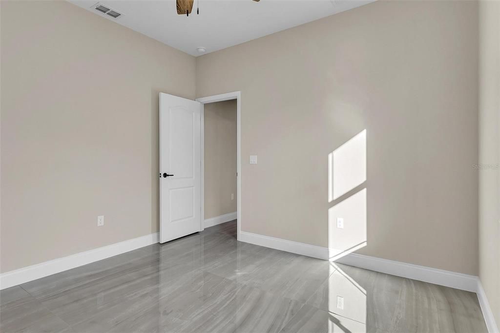 For Sale: $460,000 (3 beds, 2 baths, 1860 Square Feet)