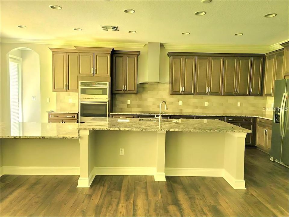 En Renta: $3,800 (6 camas, 4 baños, 5452 Pies cuadrados)