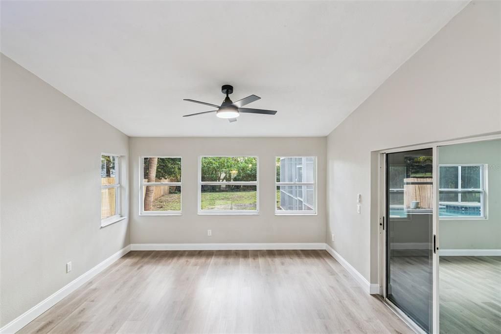 На продажу: $550,000 (3 спален, 2 ванн, 2263 Квадратных фут)