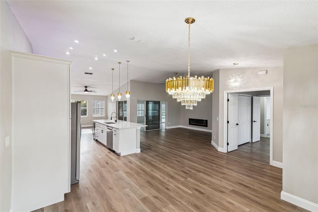 На продажу: $550,000 (3 спален, 2 ванн, 2263 Квадратных фут)