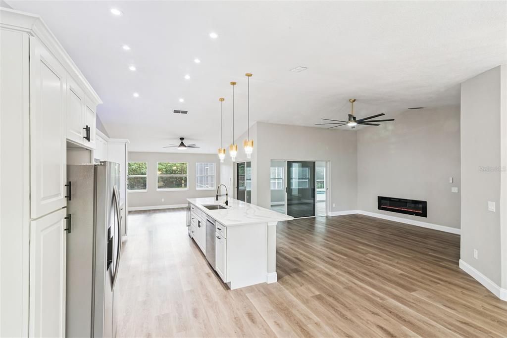 На продажу: $550,000 (3 спален, 2 ванн, 2263 Квадратных фут)