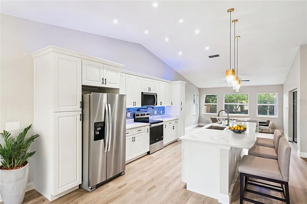 На продажу: $550,000 (3 спален, 2 ванн, 2263 Квадратных фут)