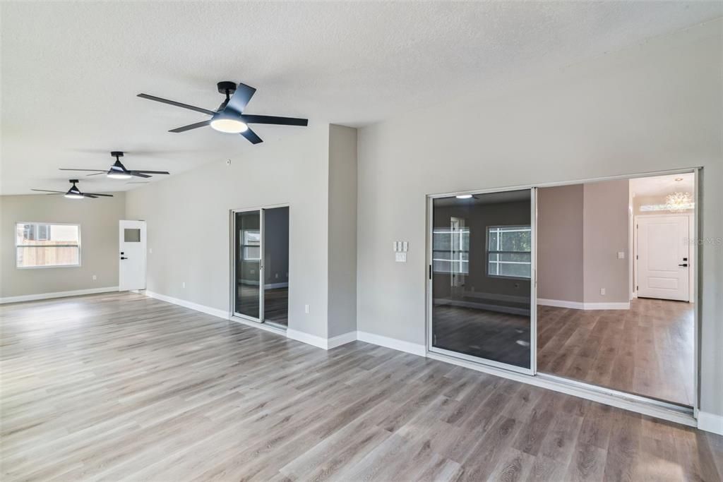 На продажу: $550,000 (3 спален, 2 ванн, 2263 Квадратных фут)