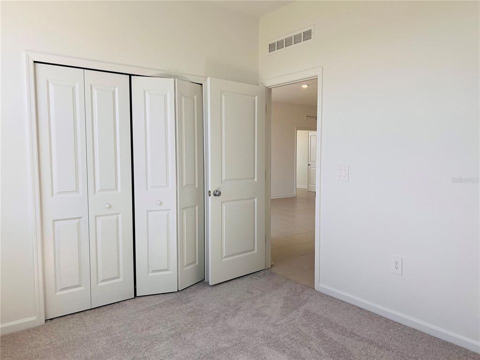 В аренду: $2,150 (3 спален, 2 ванн, 2109 Квадратных фут)