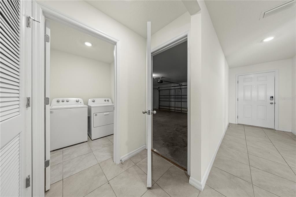 出租: $1,950 (3 贝兹, 2 浴室, 1670 平方英尺)