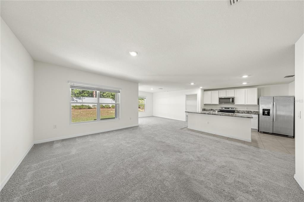 出租: $1,950 (3 贝兹, 2 浴室, 1670 平方英尺)