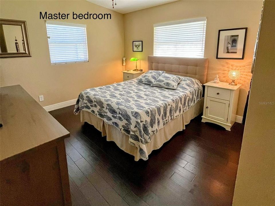 Active With Contract: $407,700 (3 beds, 2 baths, 1408 Square Feet)