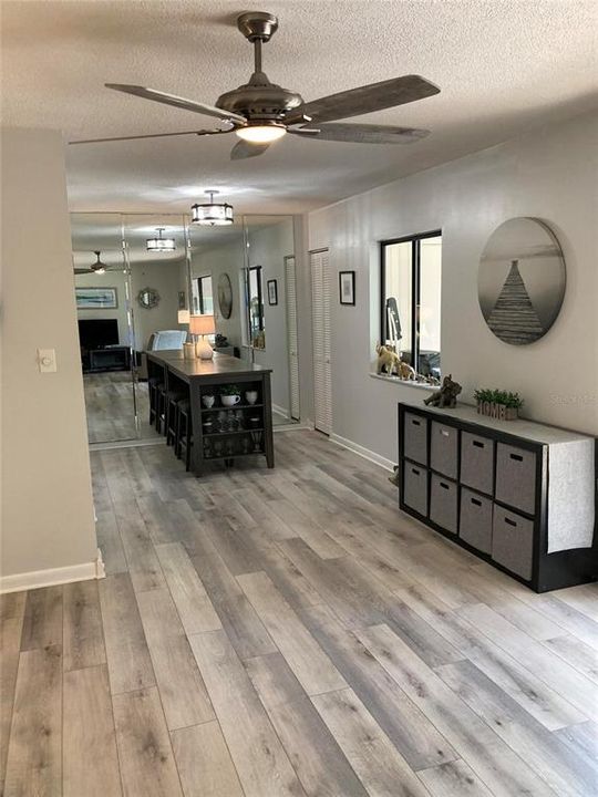 For Sale: $155,000 (2 beds, 2 baths, 1108 Square Feet)