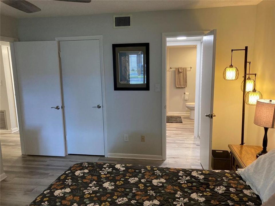 For Sale: $155,000 (2 beds, 2 baths, 1108 Square Feet)