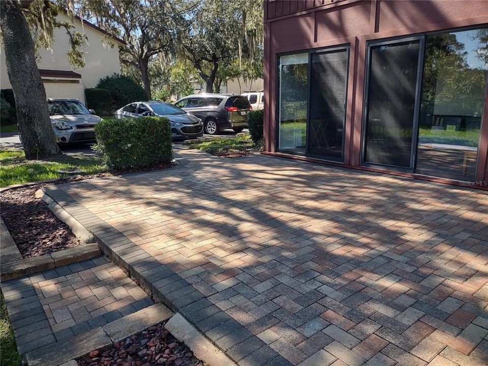 For Sale: $155,000 (2 beds, 2 baths, 1108 Square Feet)