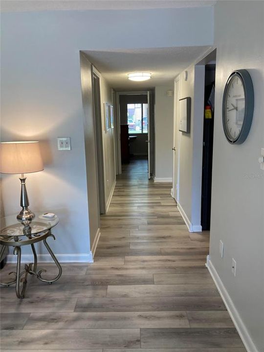 For Sale: $155,000 (2 beds, 2 baths, 1108 Square Feet)