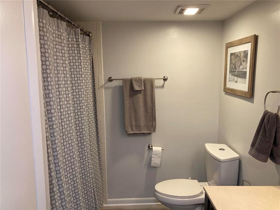 For Sale: $155,000 (2 beds, 2 baths, 1108 Square Feet)