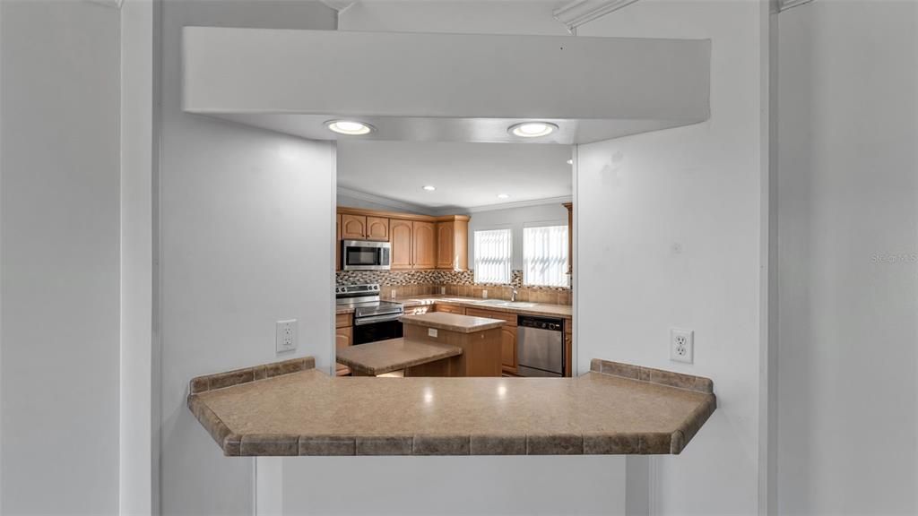 For Sale: $299,900 (3 beds, 2 baths, 1800 Square Feet)