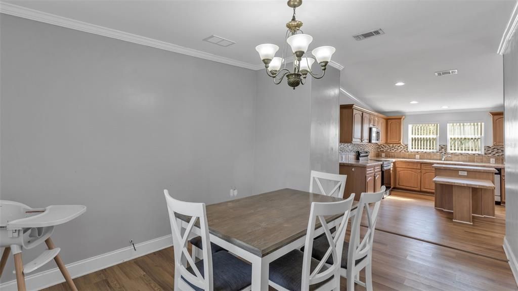 For Sale: $299,900 (3 beds, 2 baths, 1800 Square Feet)