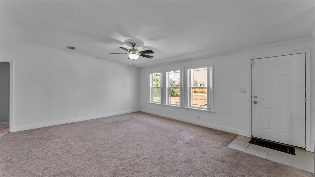 For Sale: $299,900 (3 beds, 2 baths, 1800 Square Feet)