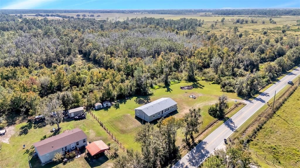 For Sale: $299,900 (3 beds, 2 baths, 1800 Square Feet)