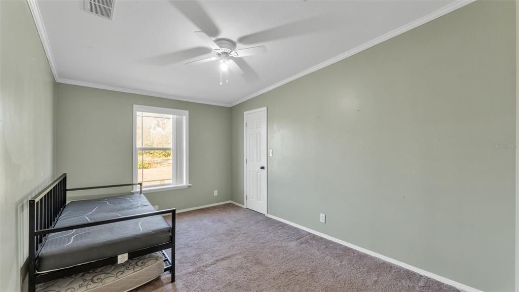 For Sale: $299,900 (3 beds, 2 baths, 1800 Square Feet)