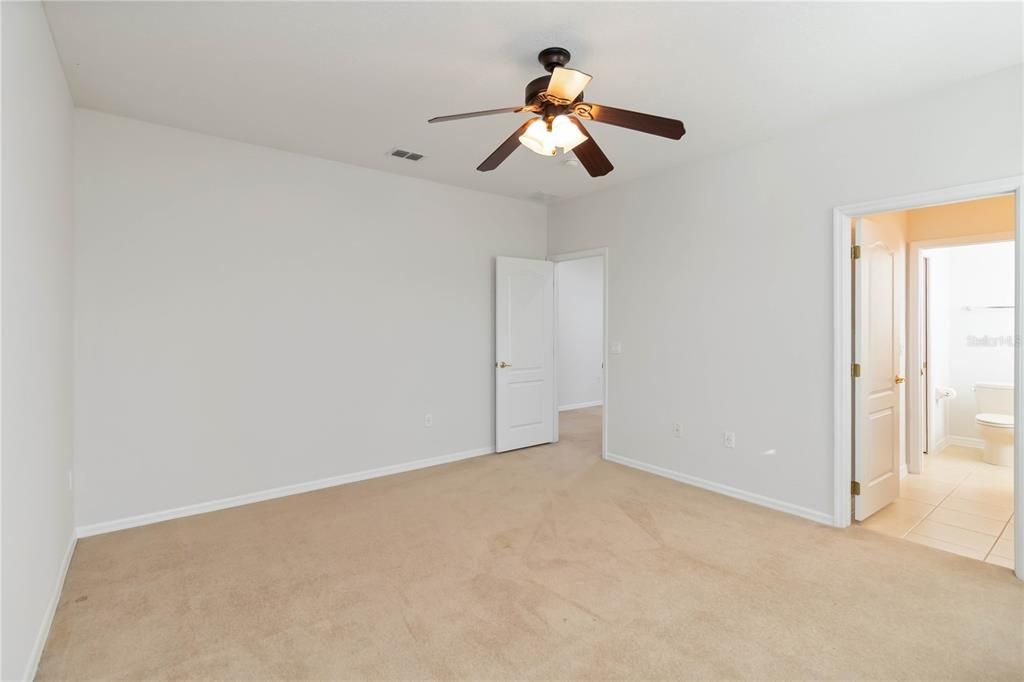 На продажу: $750,000 (4 спален, 3 ванн, 3683 Квадратных фут)