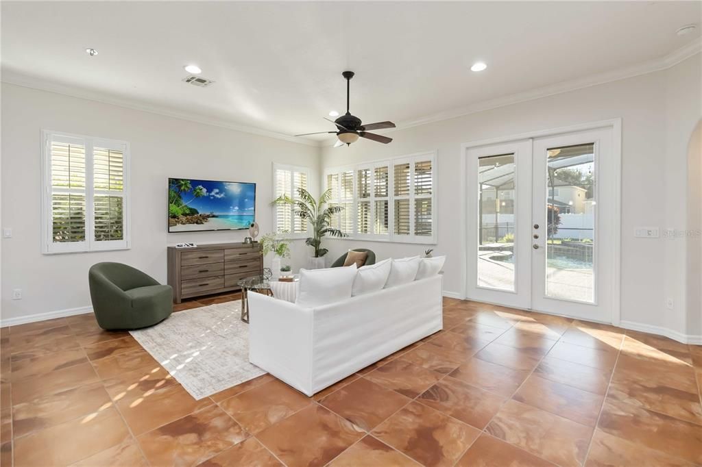 На продажу: $750,000 (4 спален, 3 ванн, 3683 Квадратных фут)