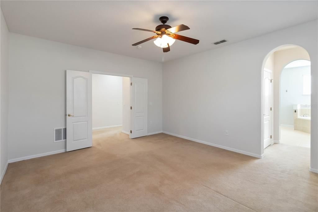 На продажу: $750,000 (4 спален, 3 ванн, 3683 Квадратных фут)