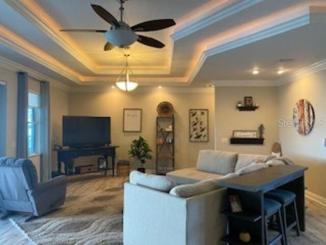 For Sale: $749,000 (3 beds, 3 baths, 2524 Square Feet)