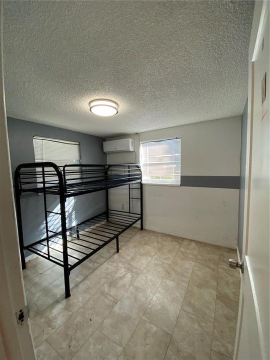 For Rent: $1,500 (2 beds, 1 baths, 1134 Square Feet)