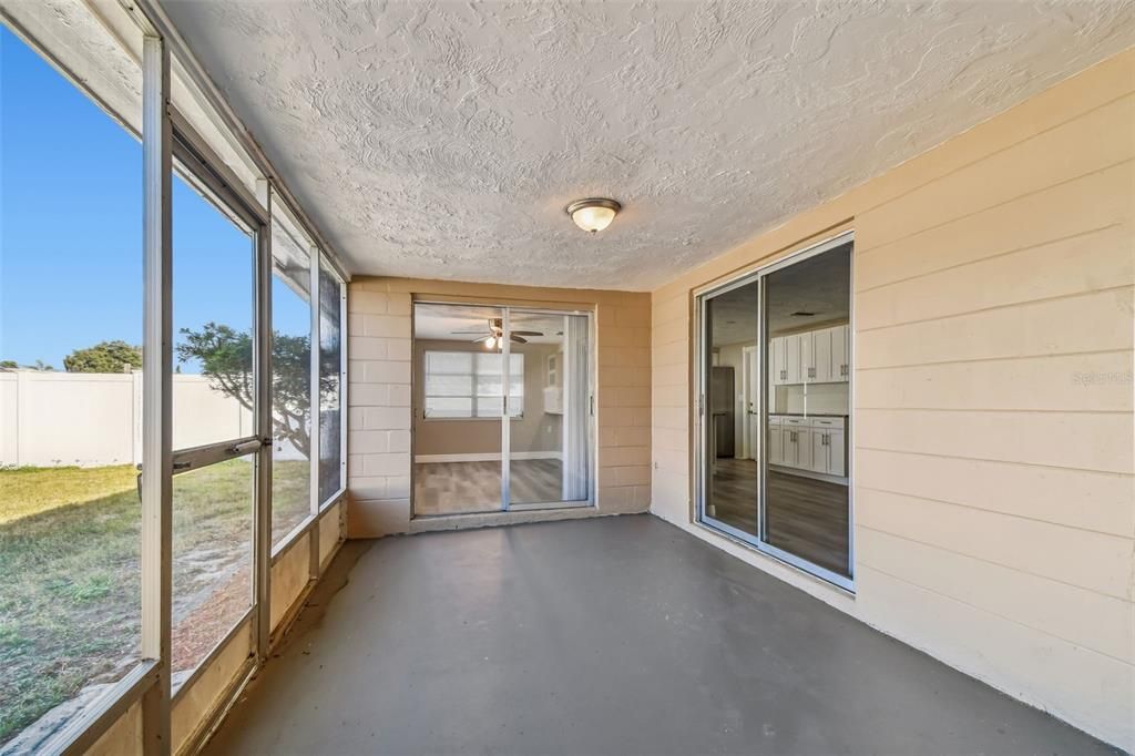 待售: $270,000 (3 贝兹, 2 浴室, 1330 平方英尺)