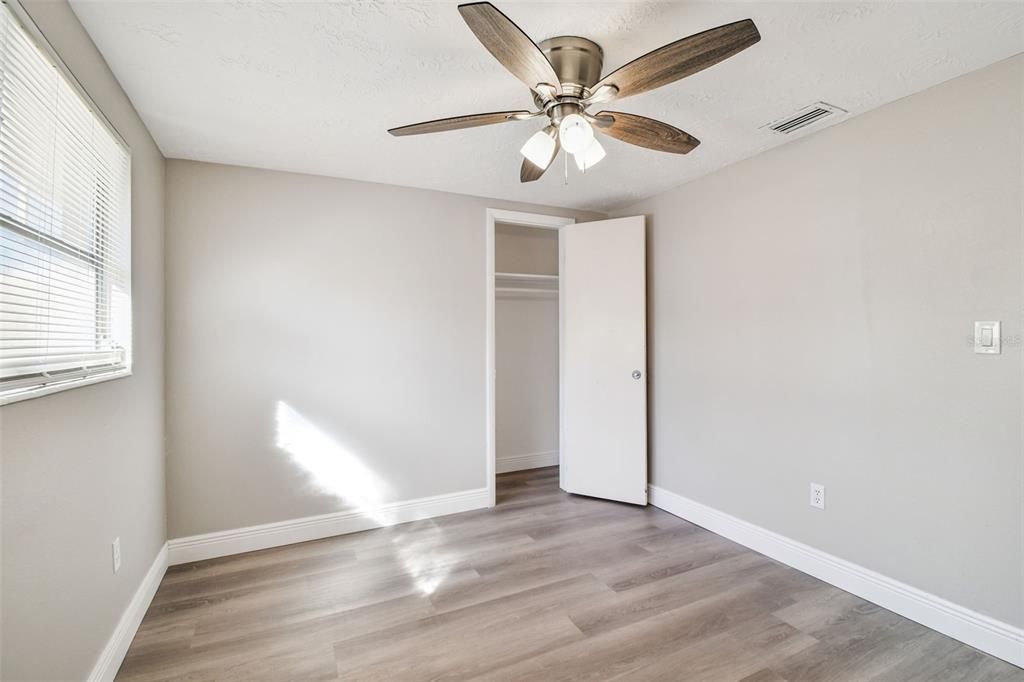 待售: $270,000 (3 贝兹, 2 浴室, 1330 平方英尺)